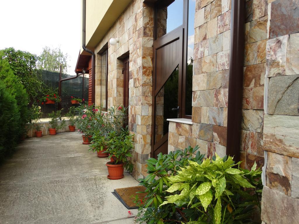 Guest House Ivel Sapareva Banya Luaran gambar